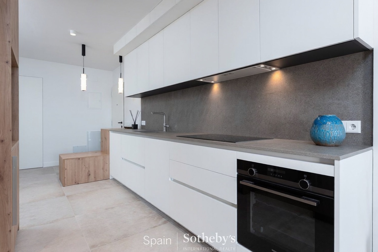 Ático en primera línea de mar en Mijas — Cocina