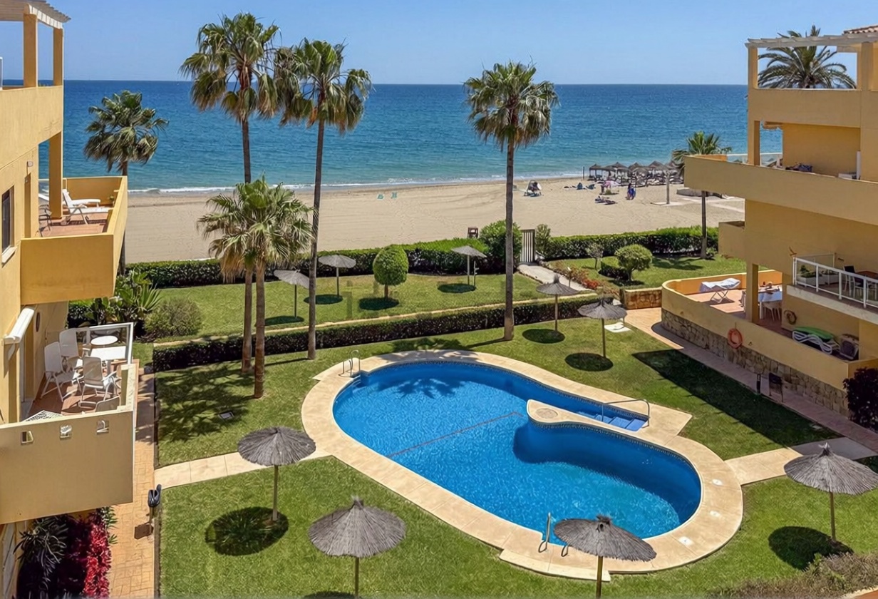 Ático en primera línea de mar en Mijas — Vista mar