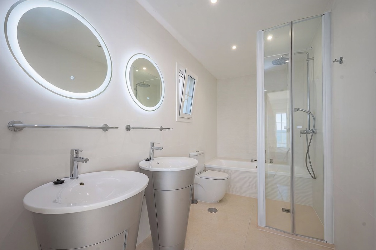 Chalet con acceso directo a playa en Mijas — Baño