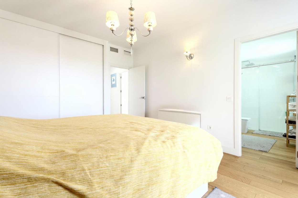 Piso en primera línea de playa en Mijas — Baño