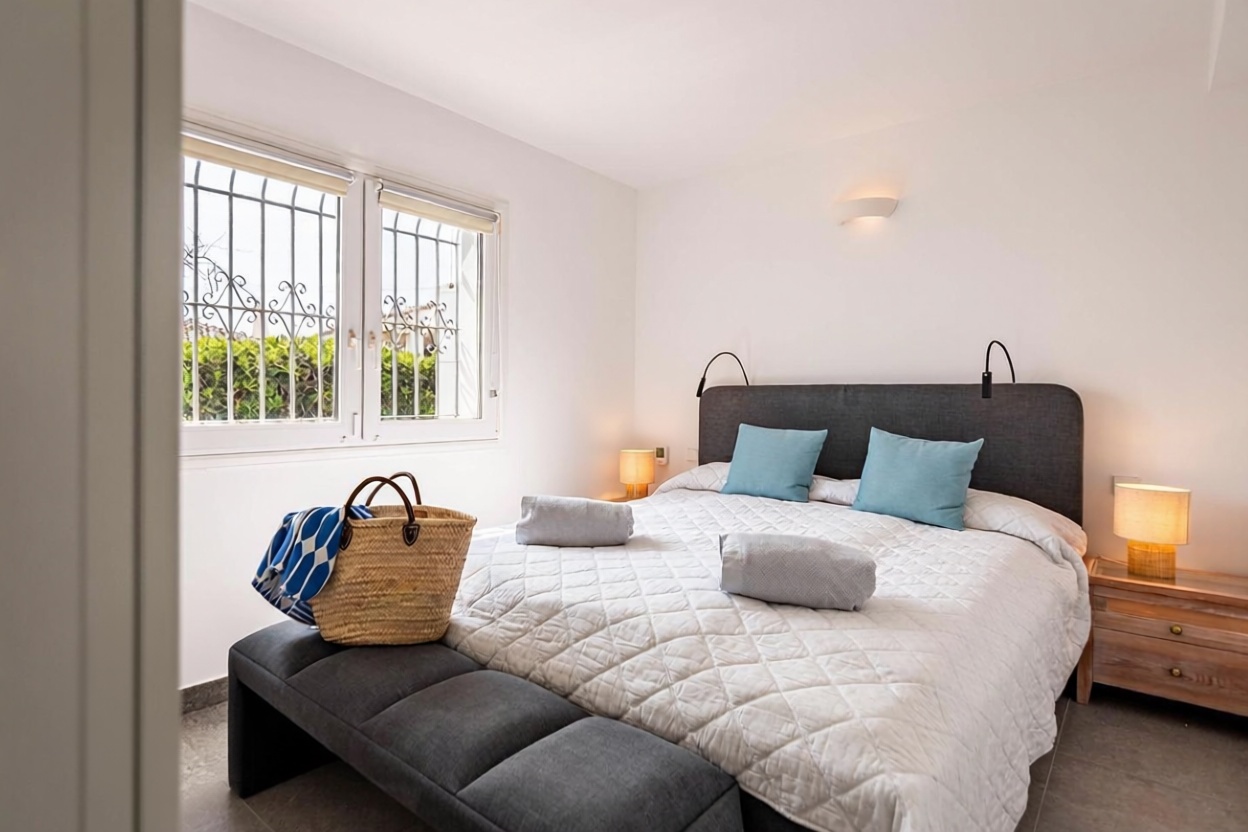 Chalet avec accès direct à la plage à Mijas — Chambre