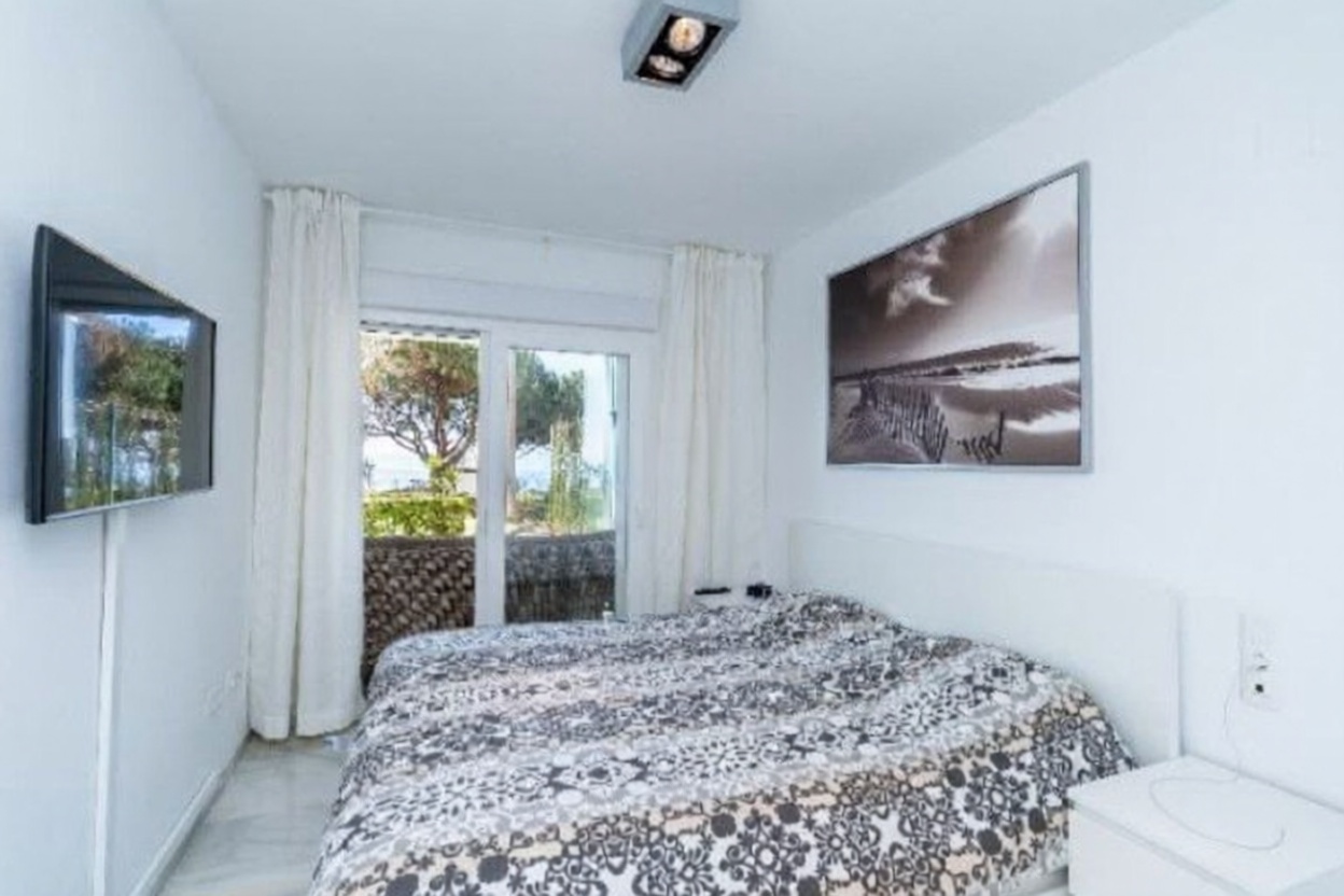 Maison de campagne avec accès direct à la plage à Mijas — Chambre