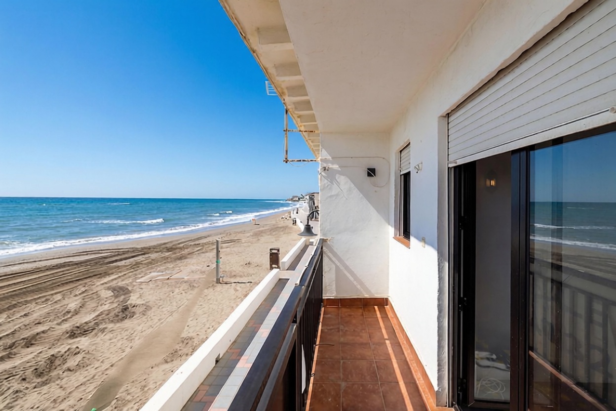 Chalet con acceso directo a playa en Mijas