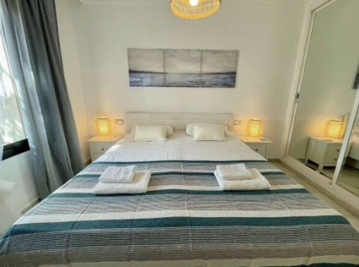 Chalet avec accès direct à la plage à Mijas — Chambre