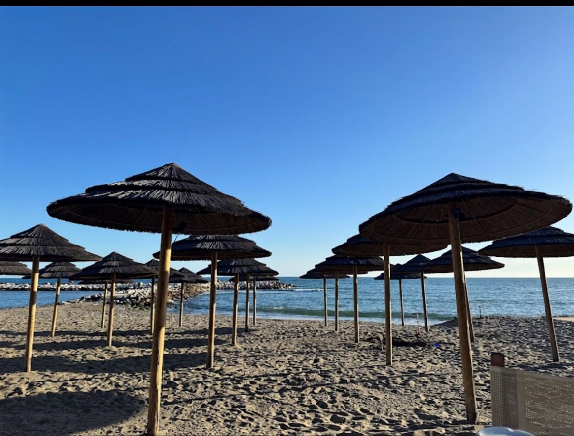Appartement en première ligne de plage à Mijas — Vue mer