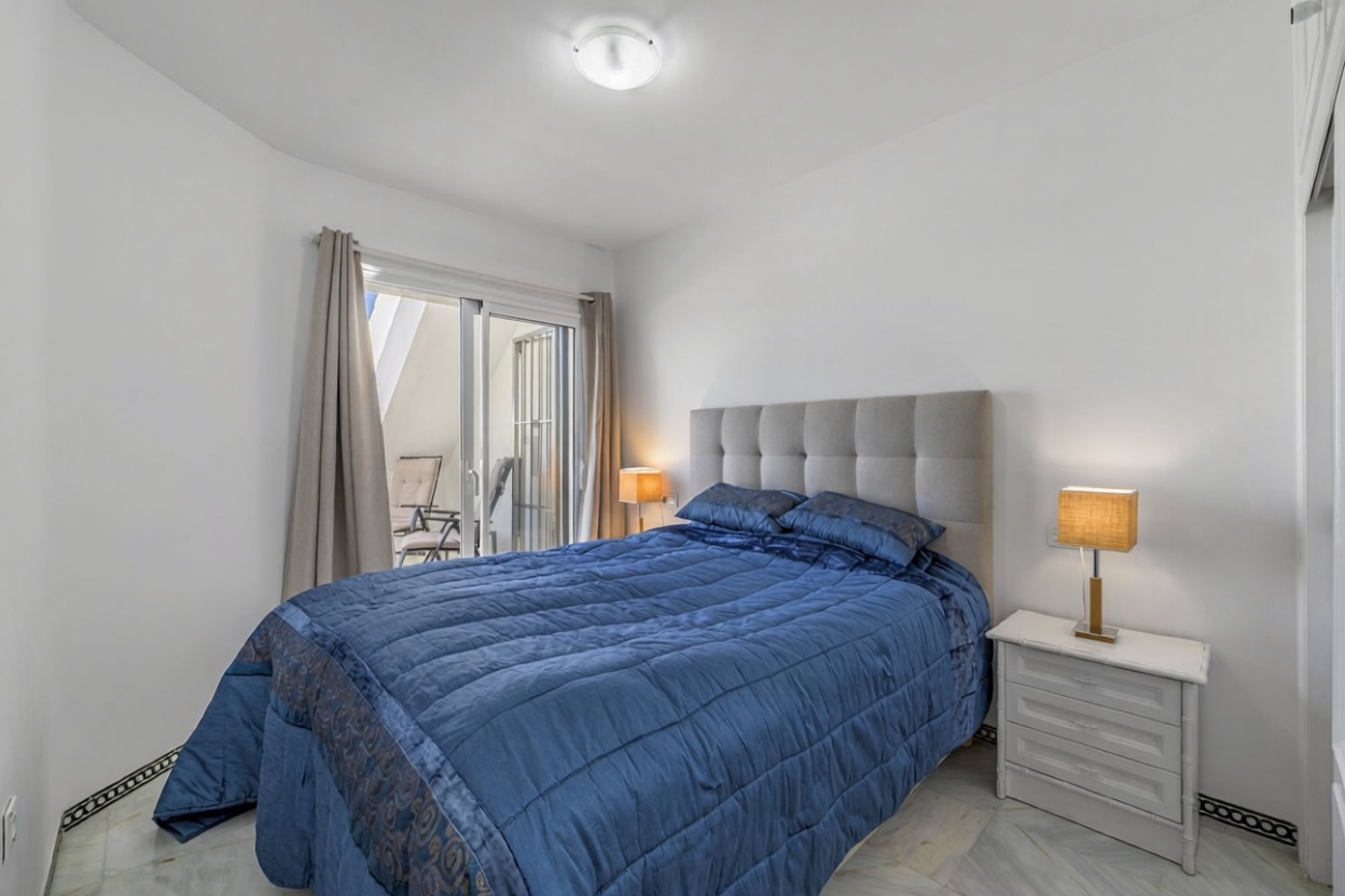 Ático en primera línea de mar en Mijas — Dormitorio