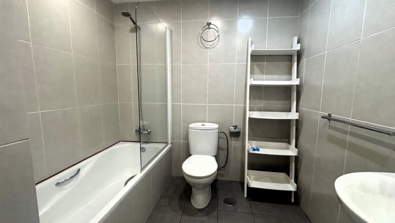 Duplex en première ligne de plage à Mijas — Sanitaires
