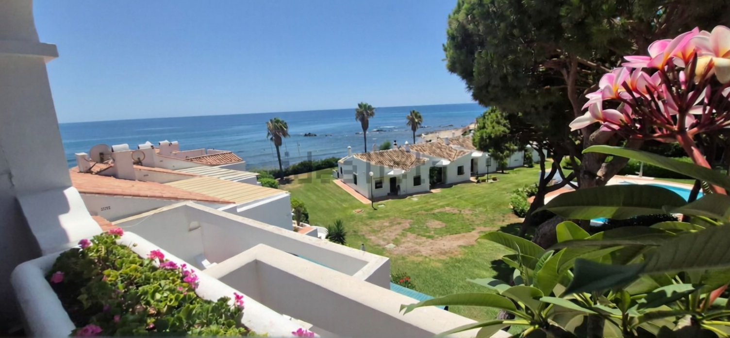 Квартира первая линия пляжа в Mijas — Морской вид