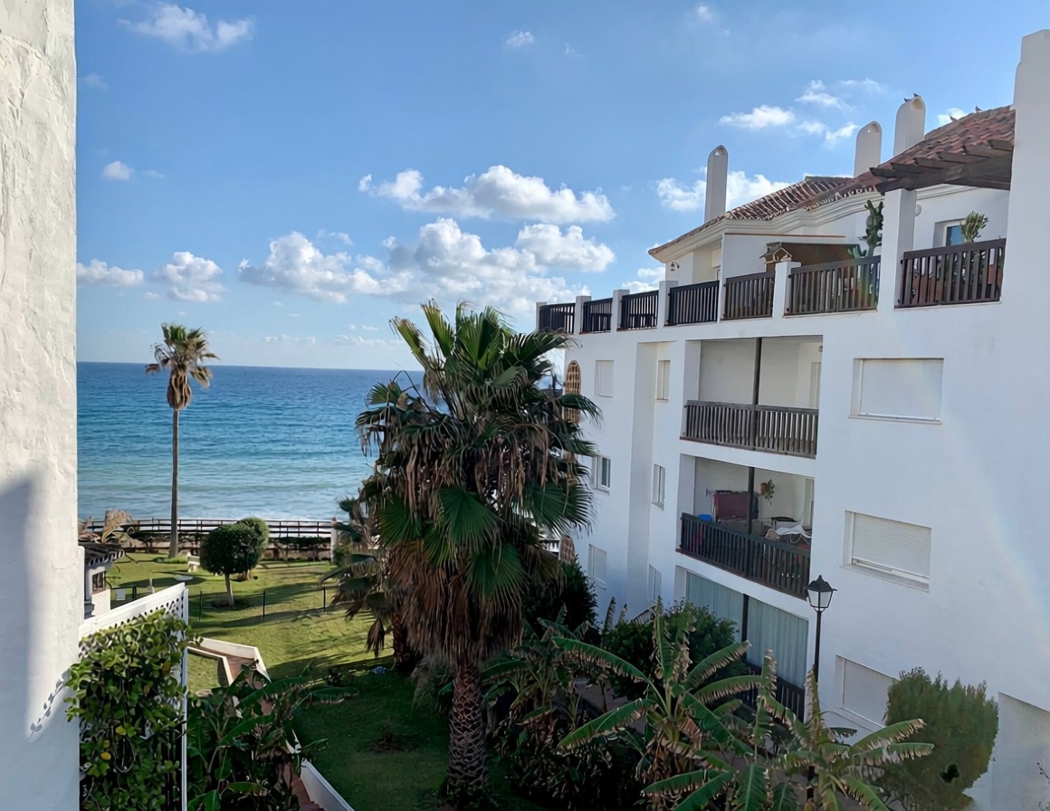 Квартира первая линия пляжа в Mijas — Морской вид