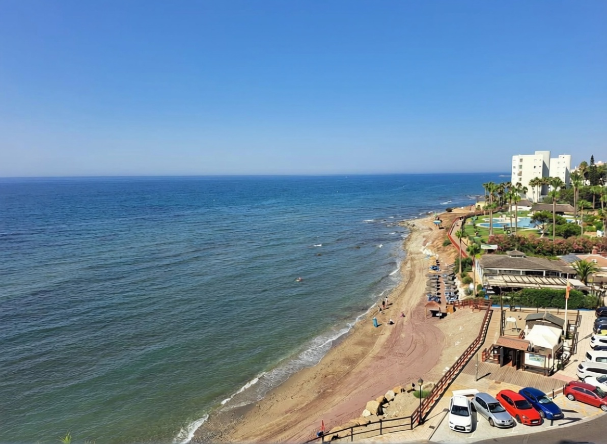 Квартира первая линия пляжа в Mijas — Морской вид