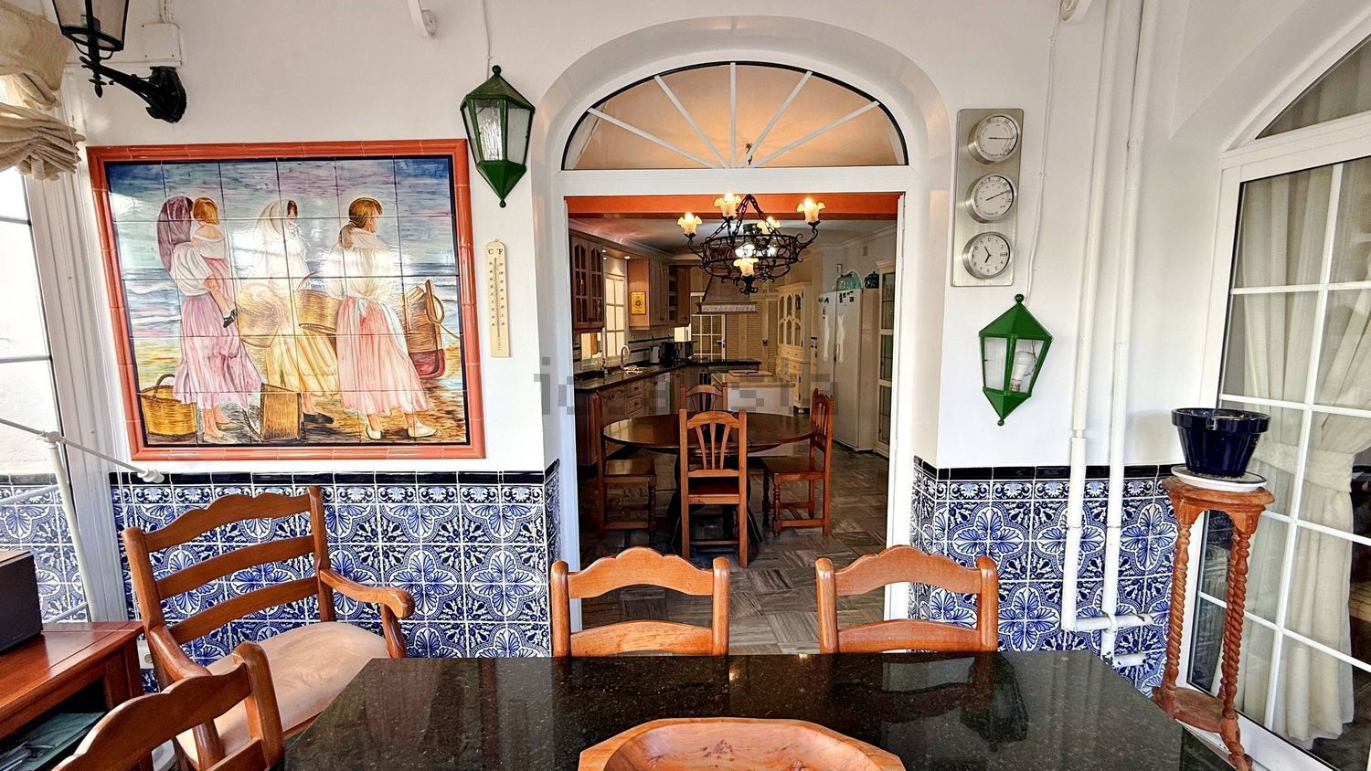 Chalet with direct beach access in Nerja — Bathroom