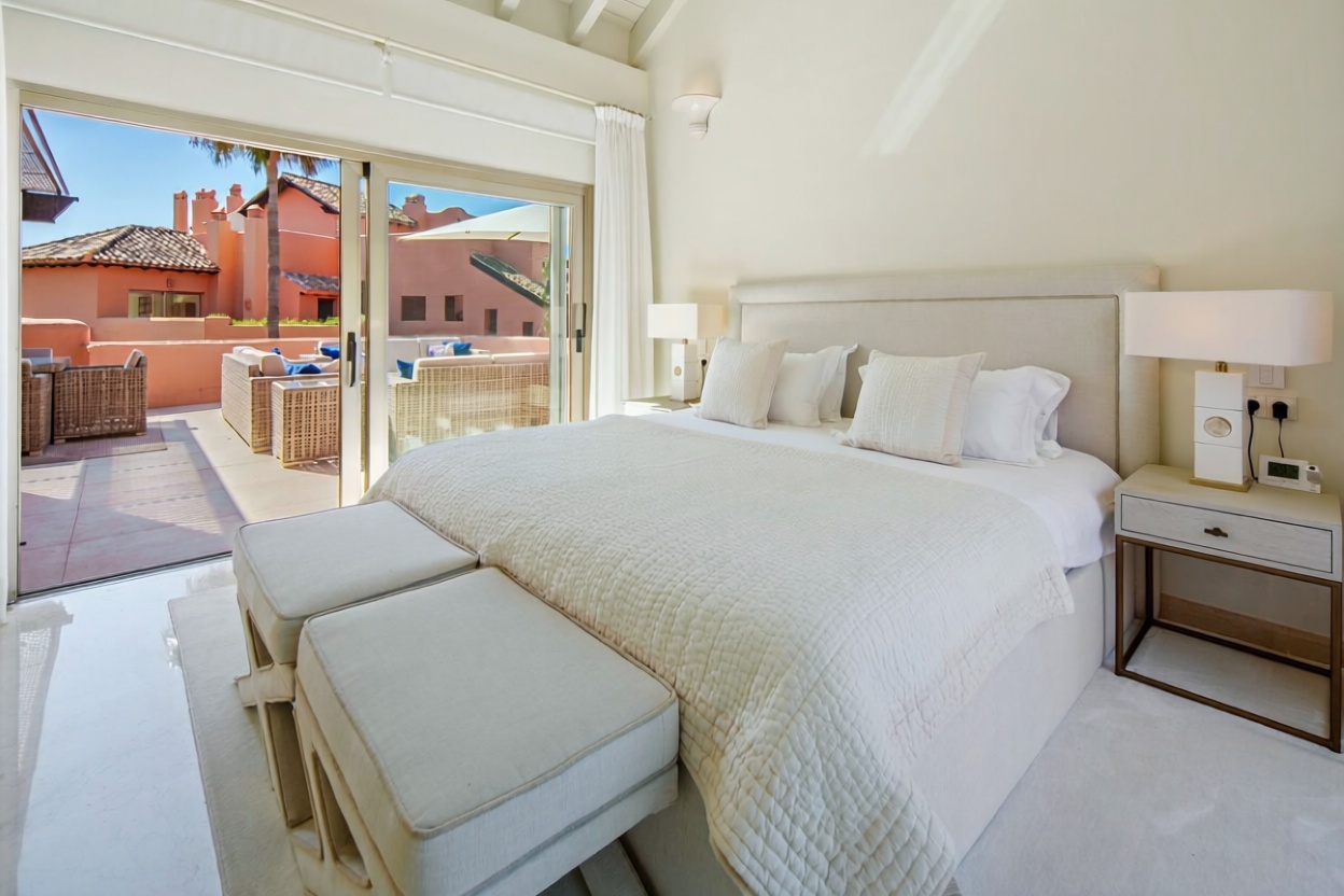 Duplex in erste Strandlinie in Marbella — Schlafzimmer