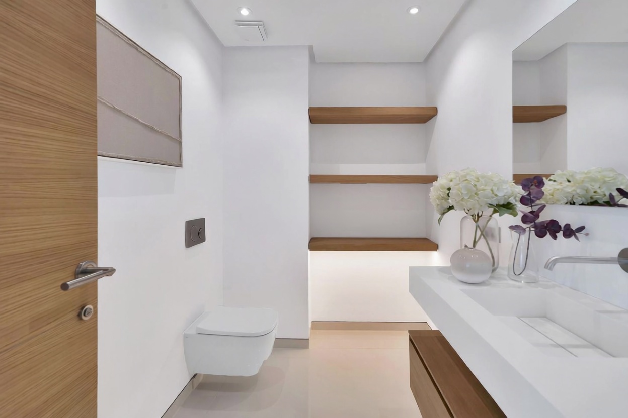 Beachfront flat in Marbella — Bathroom