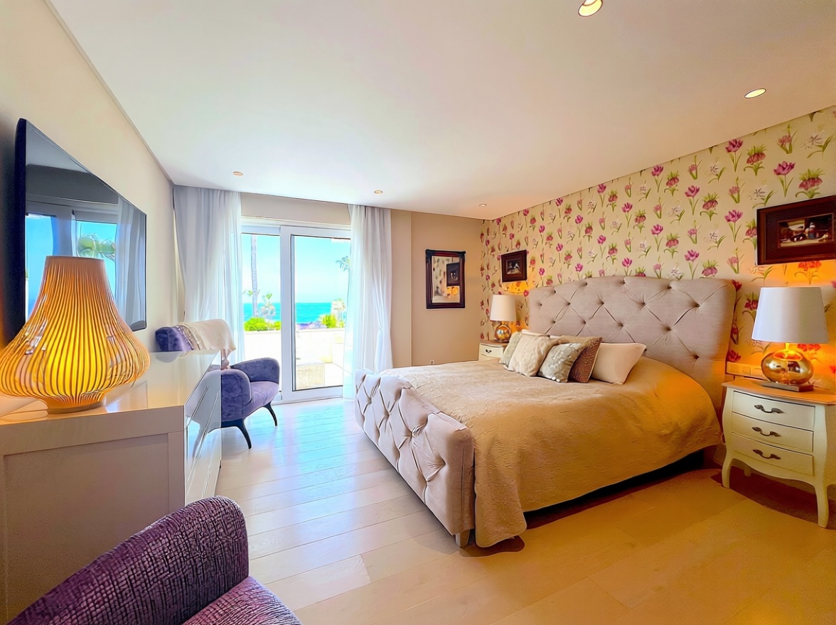 Appartement en attique en première ligne de mer à Marbella — Sanitaires