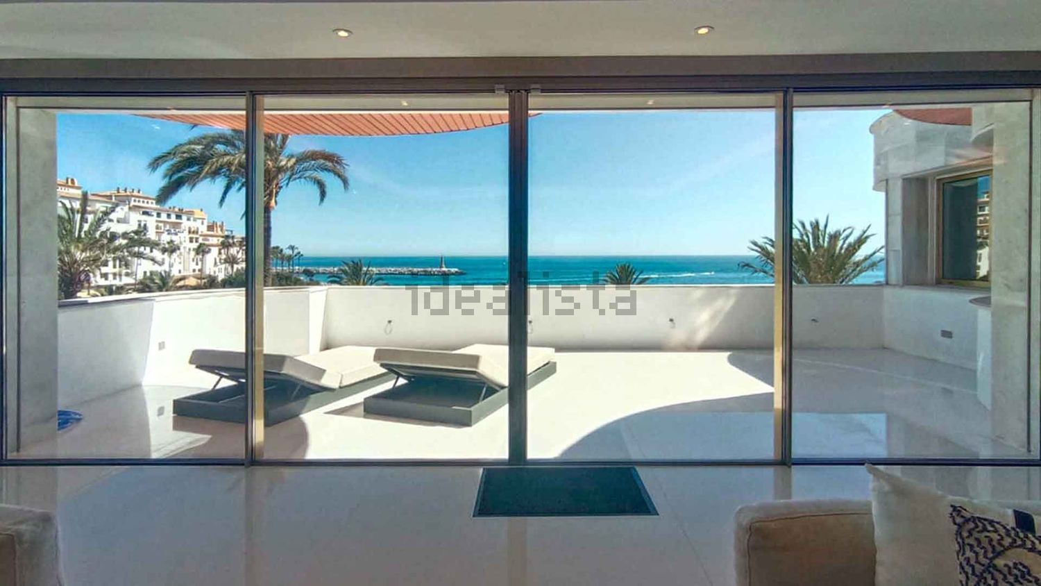 Appartement en première ligne de plage à Marbella