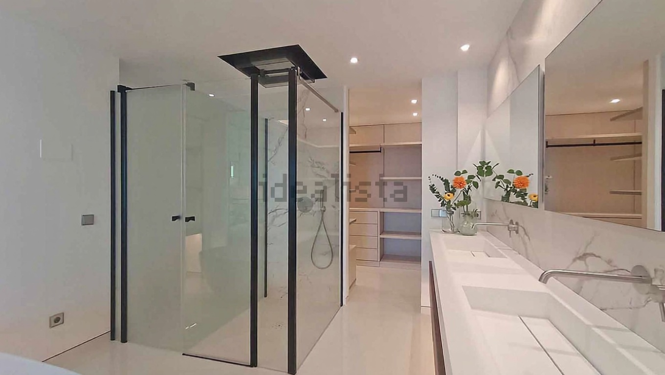Appartement en première ligne de plage à Marbella — Vue mer
