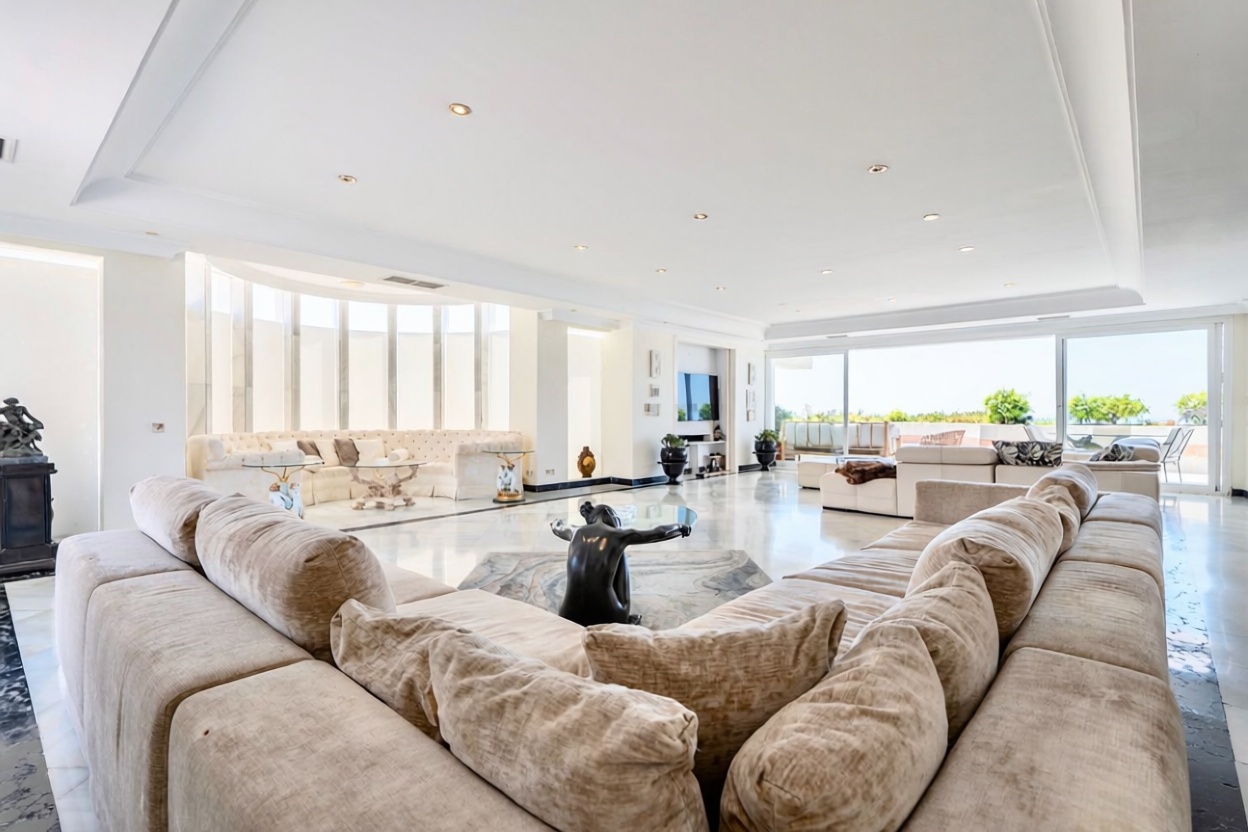 Duplex en première ligne de plage à Marbella — Séjour