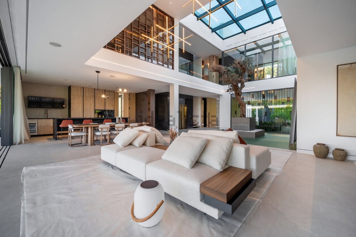 Chalet avec accès direct à la plage à Marbella — Séjour