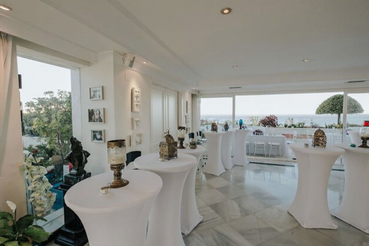 Duplex en première ligne de plage à Marbella — Séjour