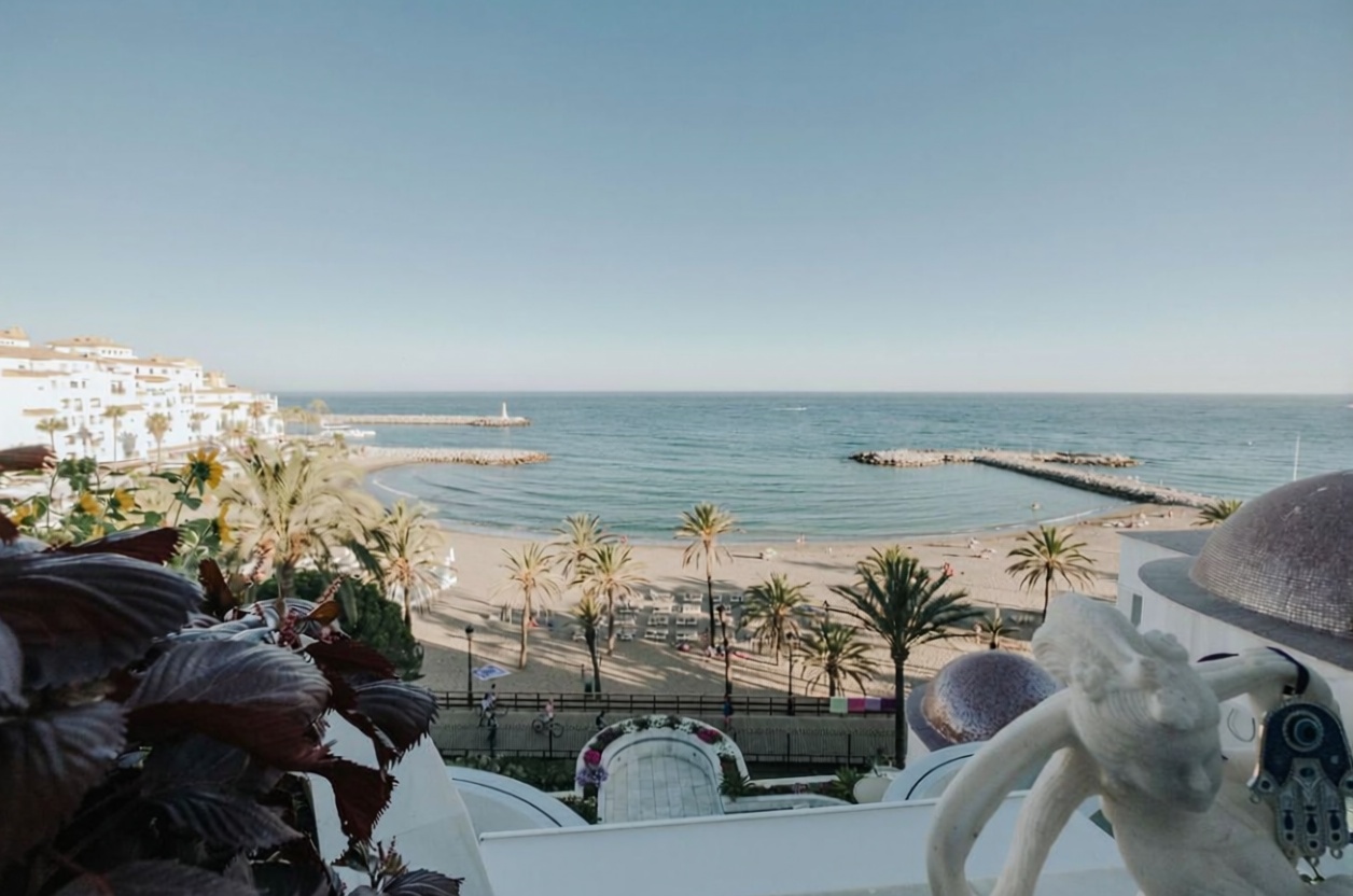 Duplex en première ligne de plage à Marbella — Terrasse mer