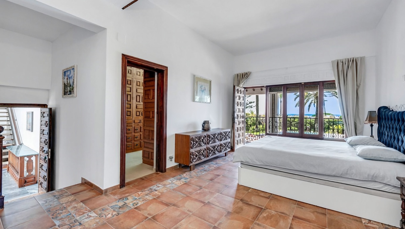 Chalet avec accès direct à la plage à Marbella — Chambre