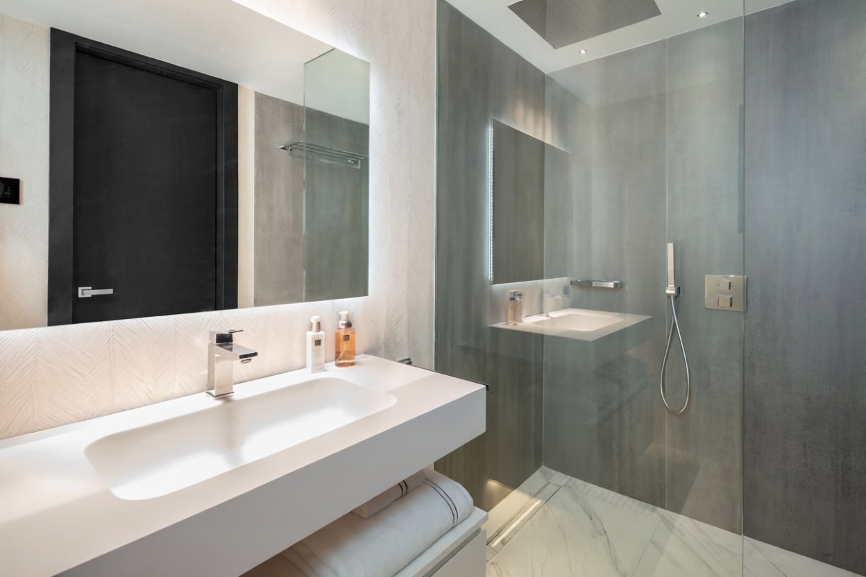 Appartement en première ligne de plage à Marbella — Sanitaires