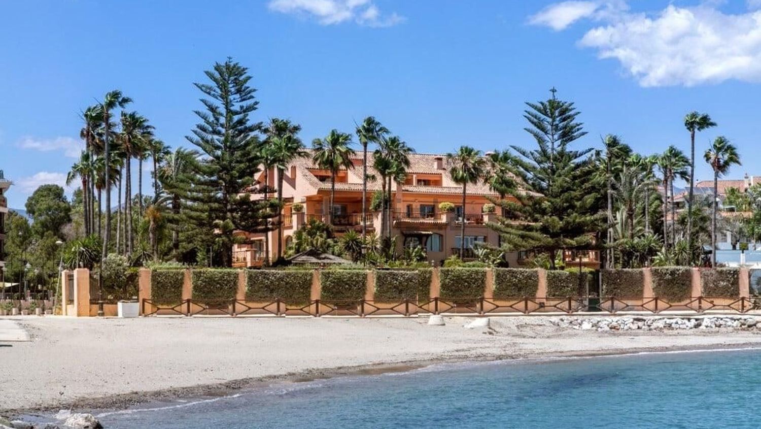 Wohnung in erste Strandlinie in Marbella