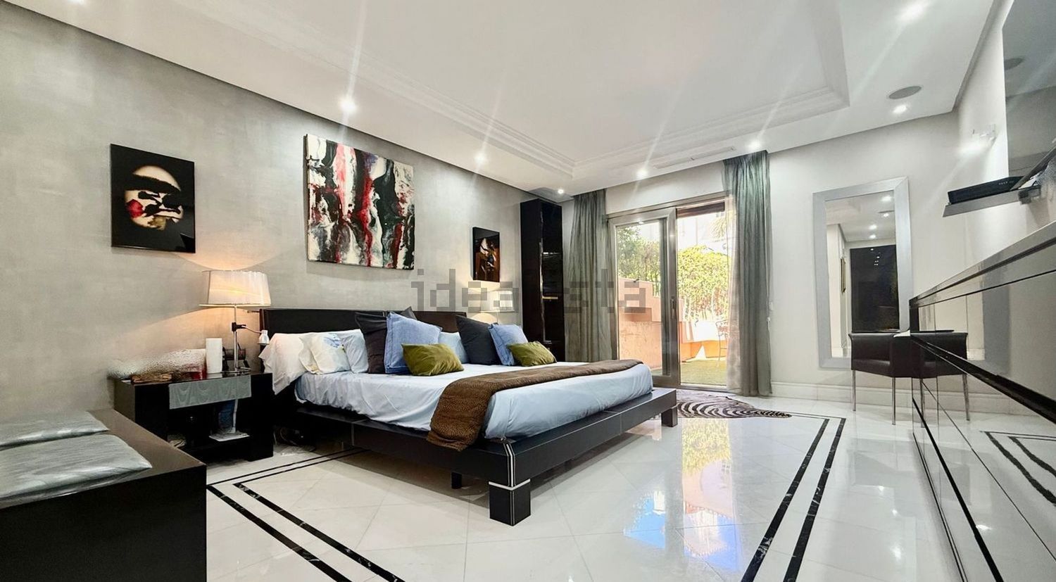 Appartement en première ligne de plage à Marbella — Chambre