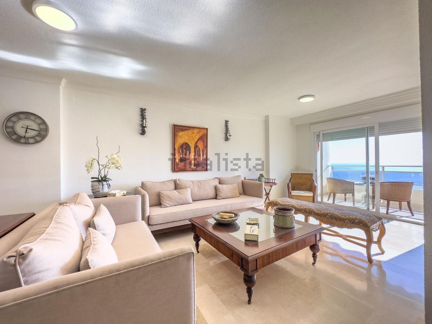 Duplex in erste Strandlinie in Marbella — Wohnzimmer