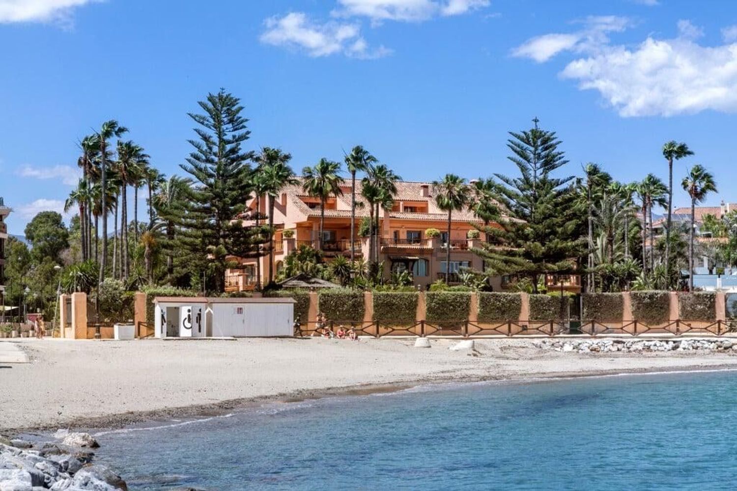 Appartement en première ligne de plage à Marbella