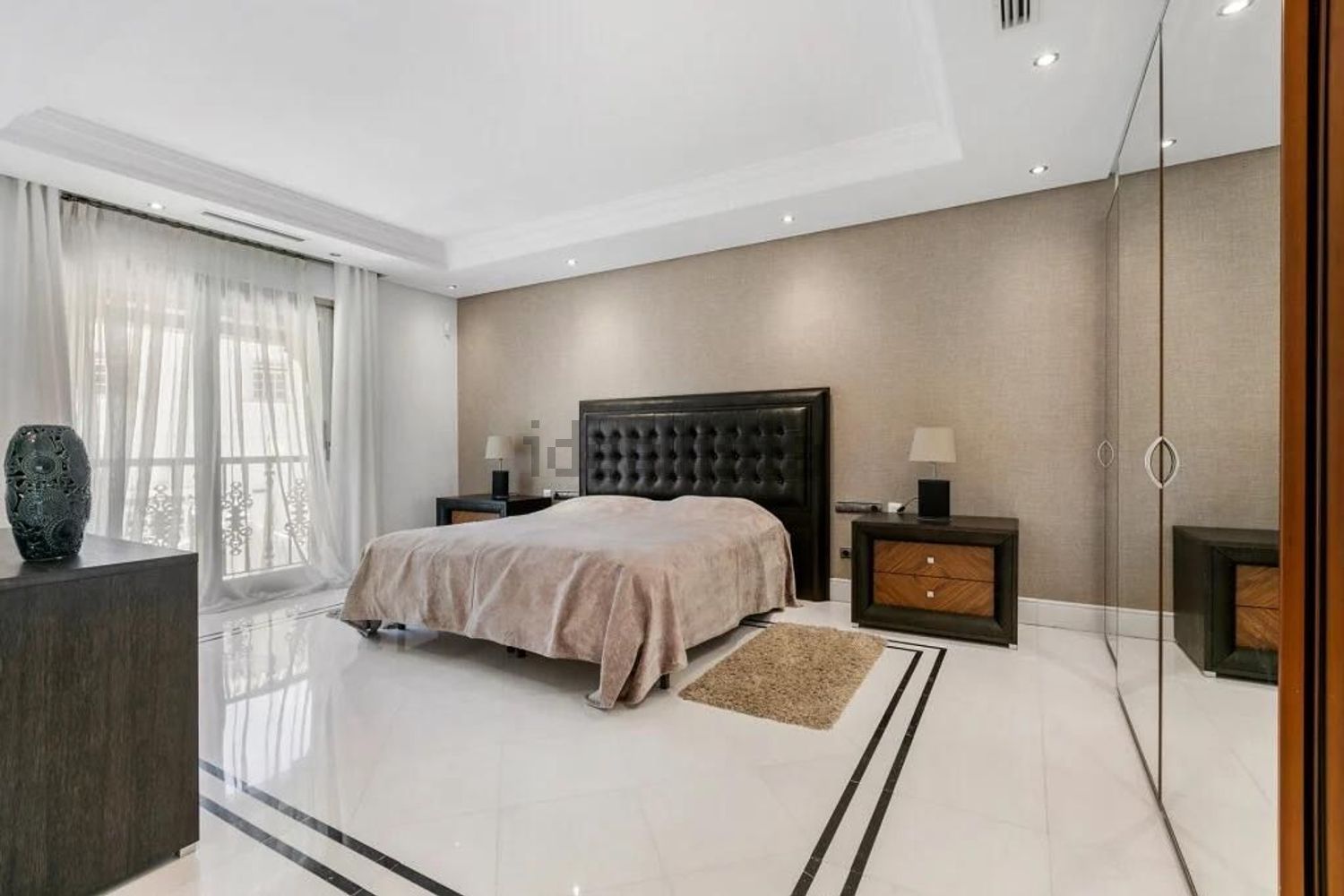 Appartement en première ligne de plage à Marbella — Chambre