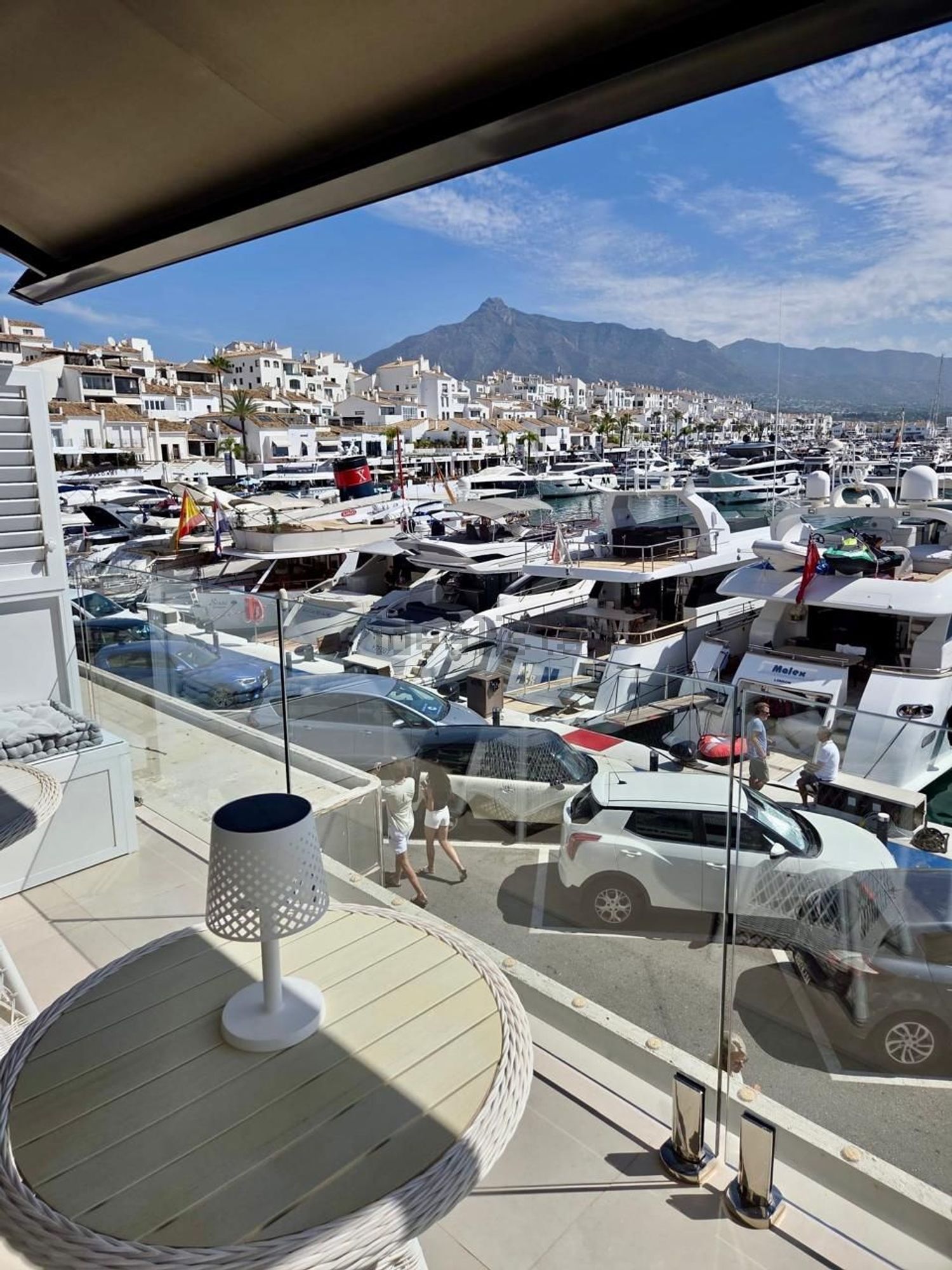 Appartement en première ligne de plage à Marbella — Terrasse mer