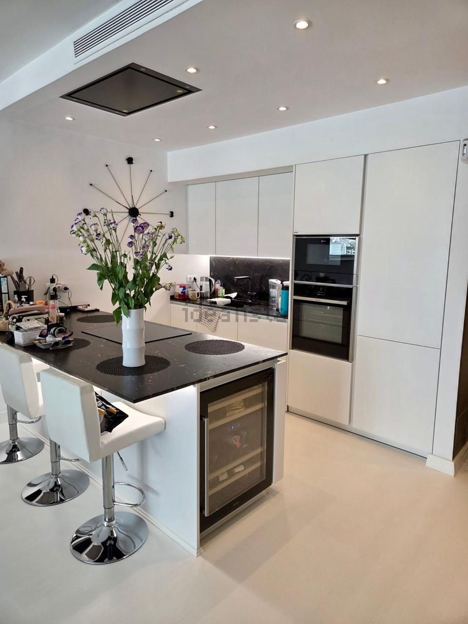 Appartement en première ligne de plage à Marbella — Cuisine