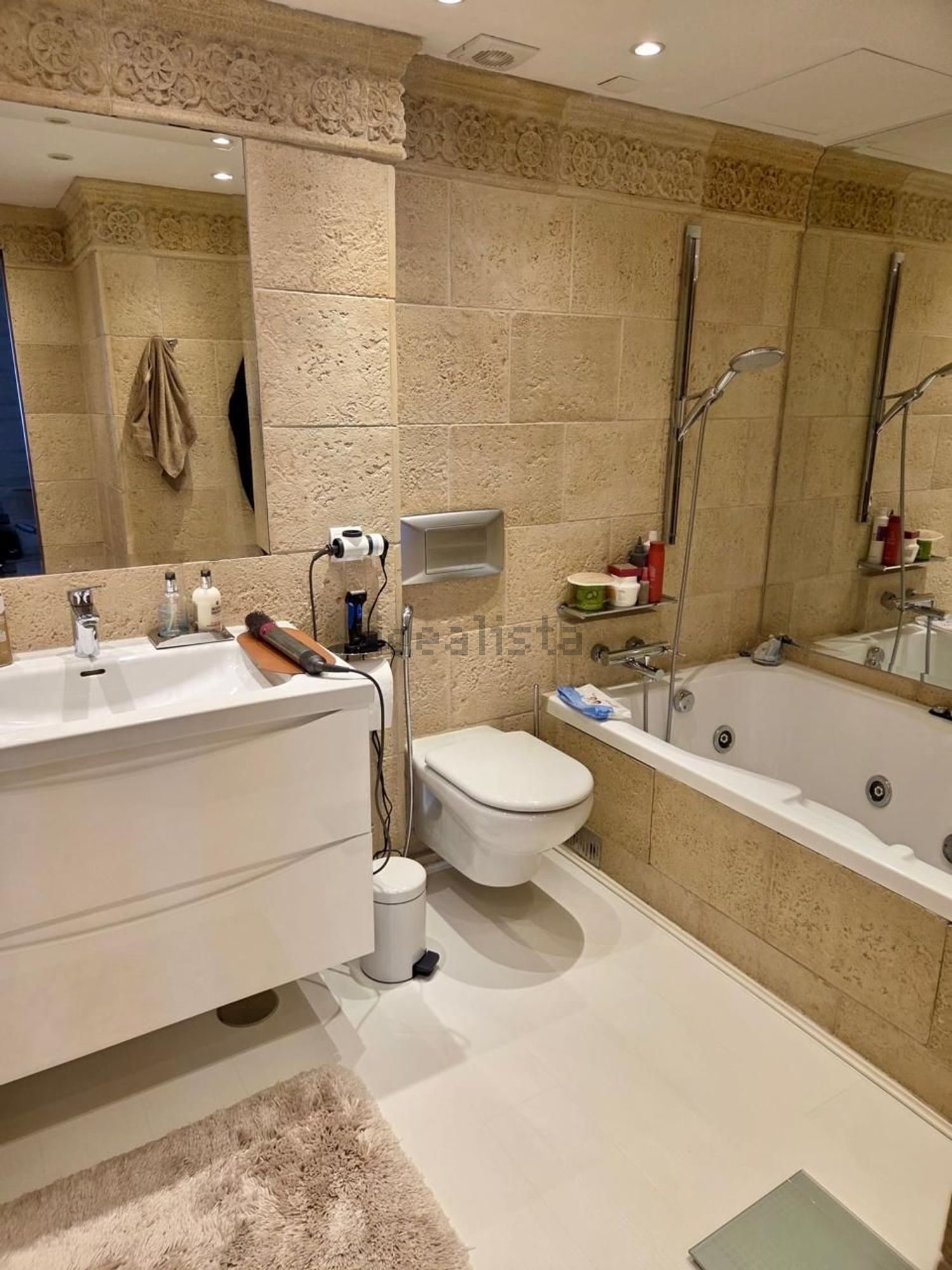 Appartement en première ligne de plage à Marbella — Sanitaires