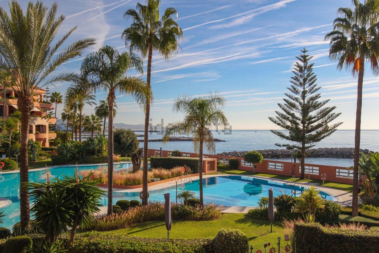 Appartement en première ligne de plage à Marbella — Vue mer
