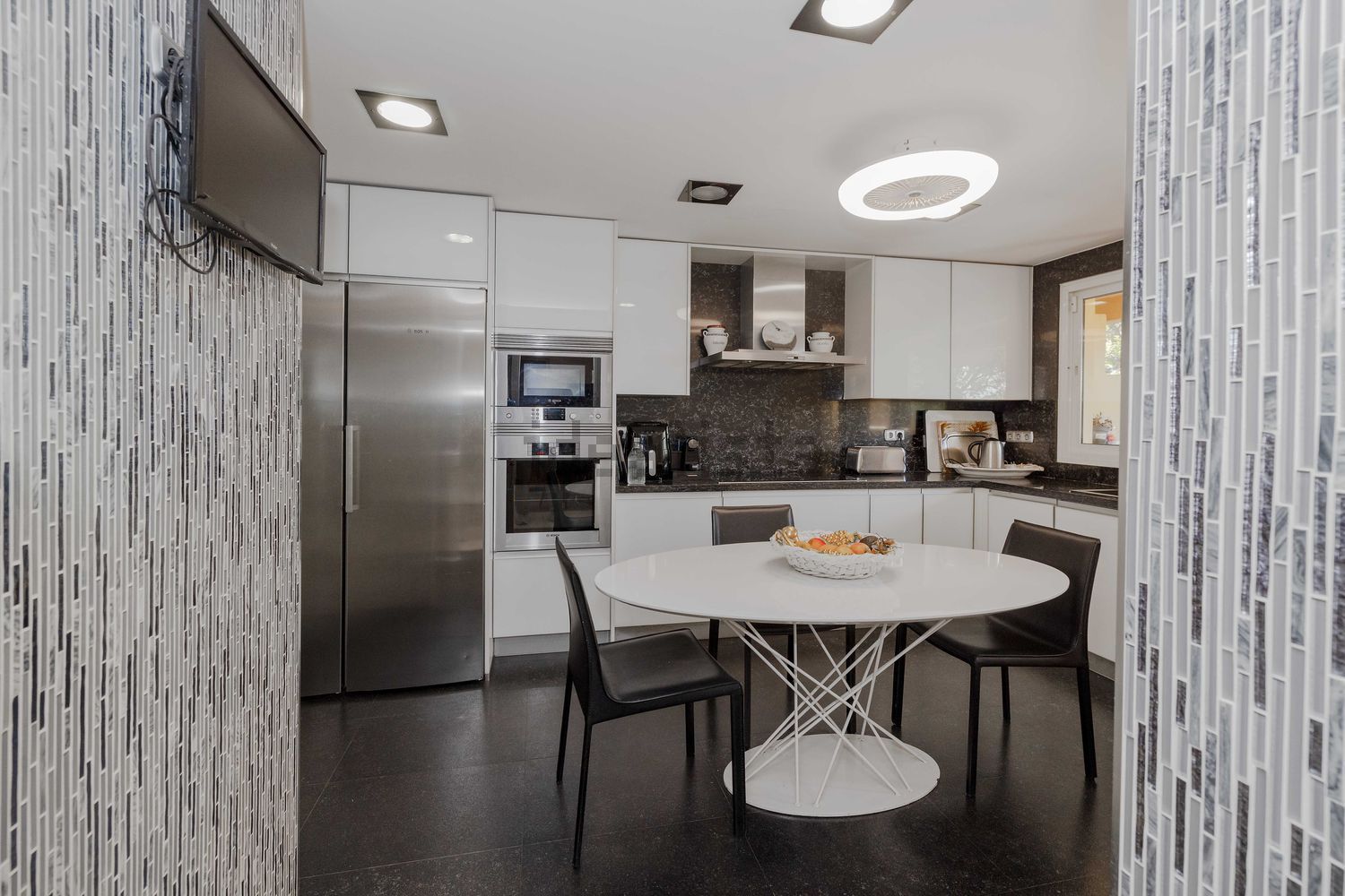 Duplex en première ligne de plage à Marbella — Cuisine