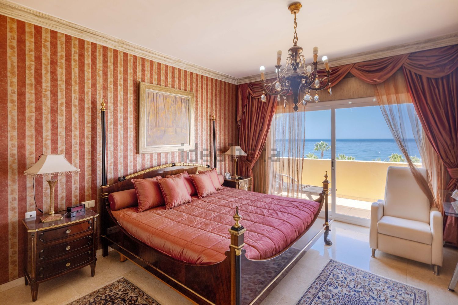 Duplex en première ligne de plage à Marbella — Chambre