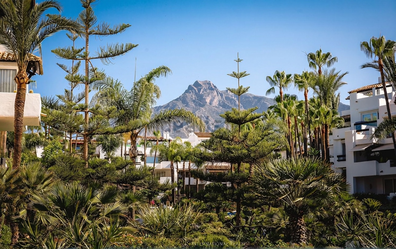 Appartement en première ligne de plage à Marbella — Vue mer