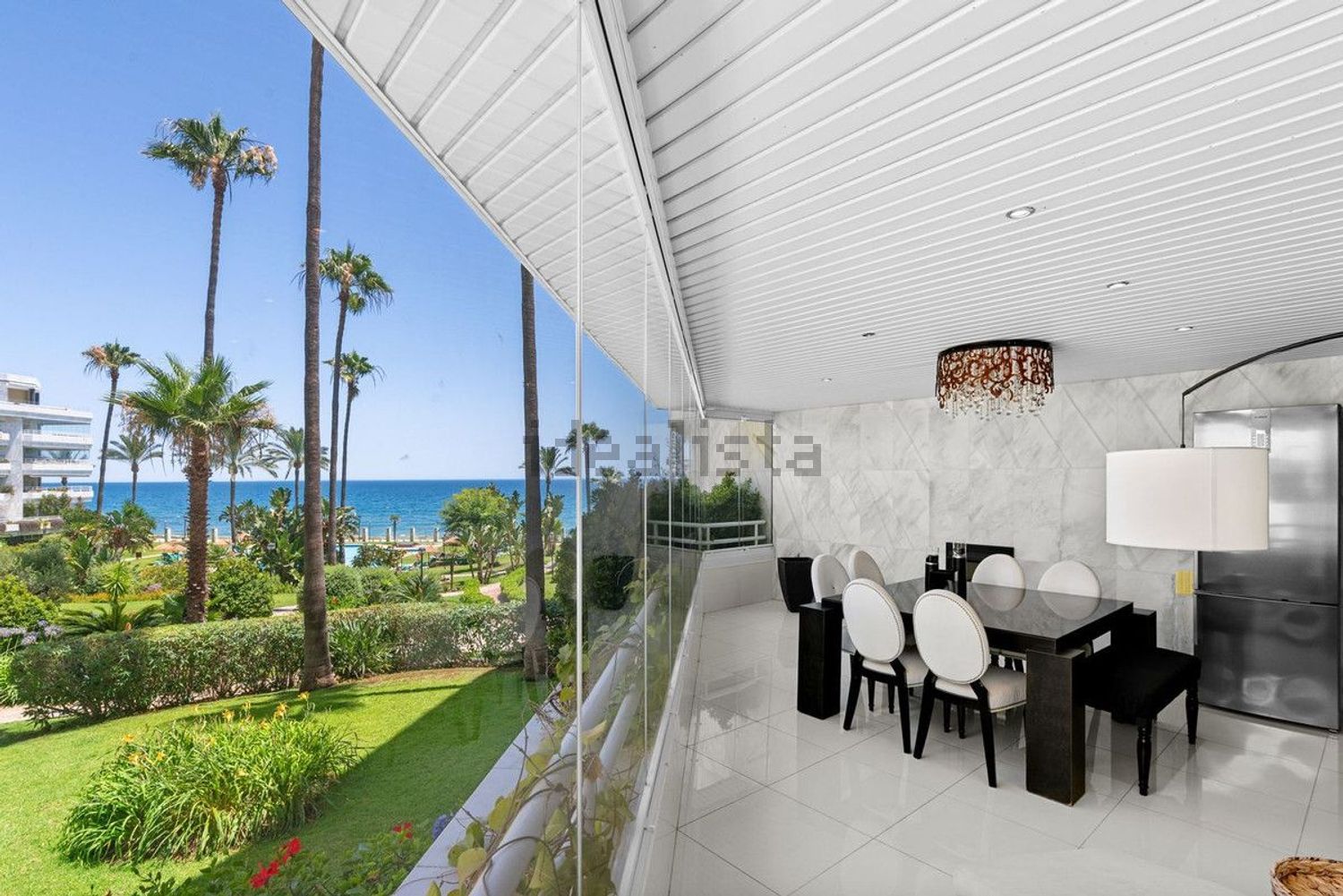 Appartement en première ligne de plage à Marbella