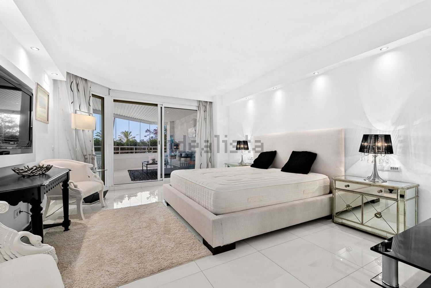 Appartement en première ligne de plage à Marbella — Chambre