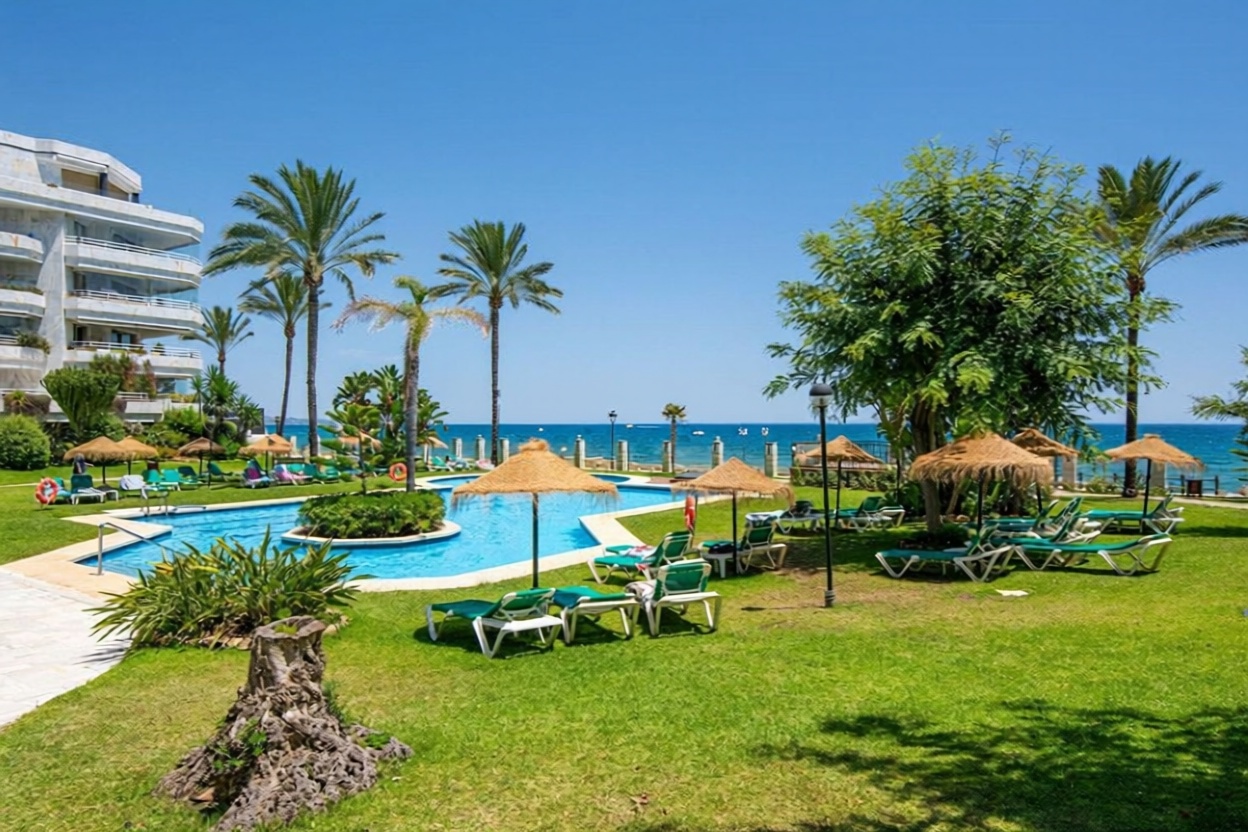 Appartement en première ligne de plage à Marbella — Cuisine