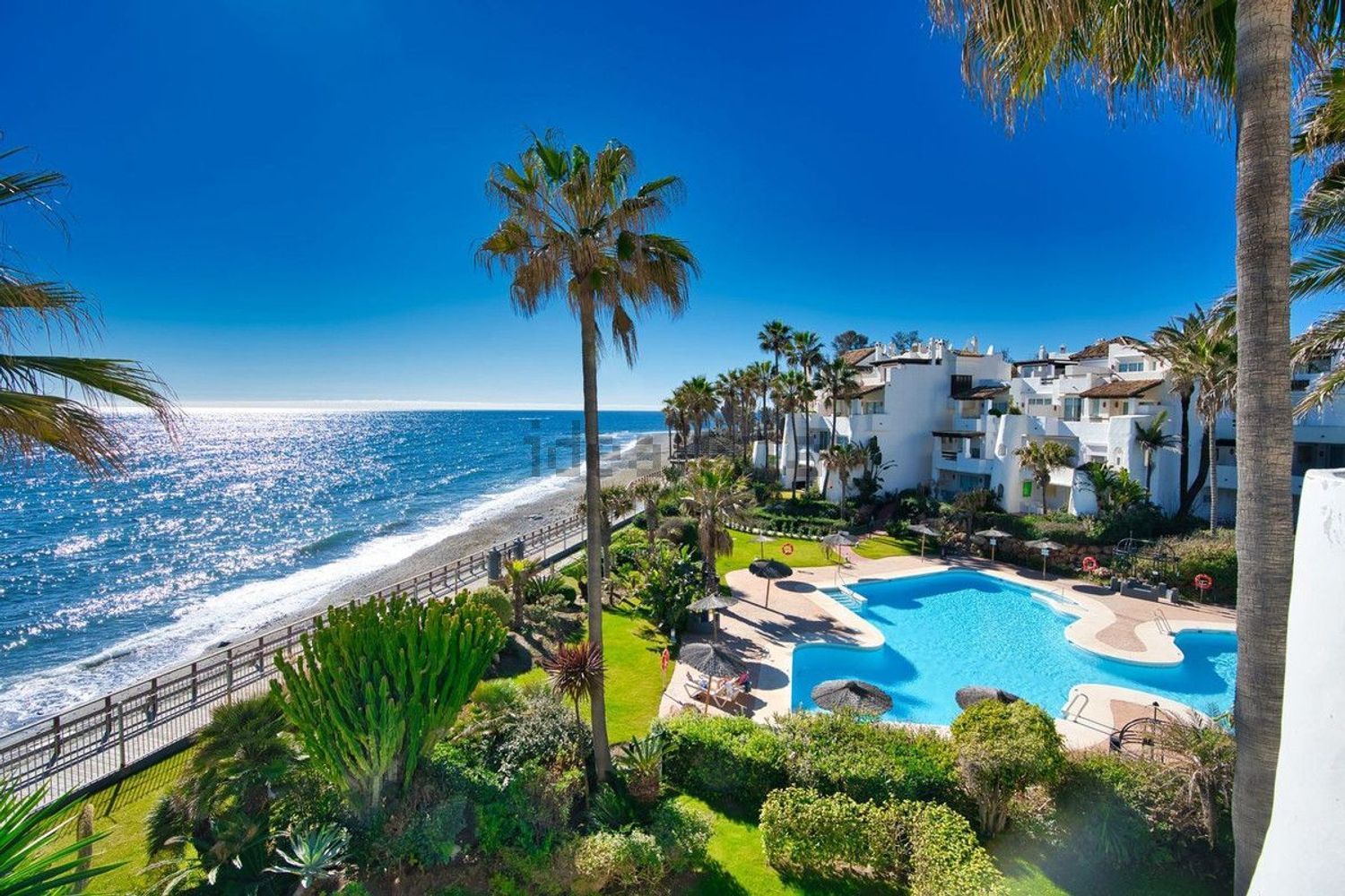 Duplex en première ligne de plage à Marbella