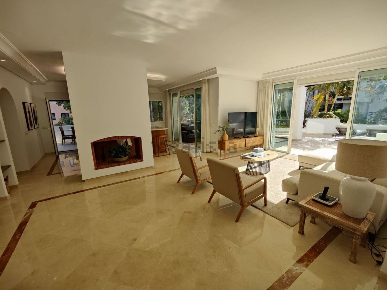 Duplex en première ligne de plage à Marbella — Séjour