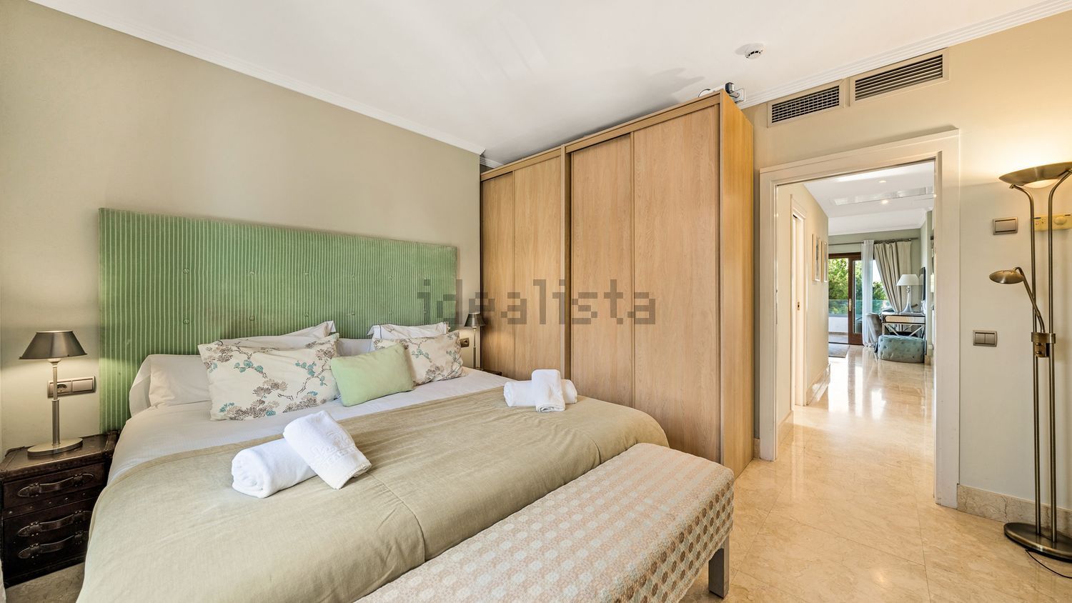 Seafront attic in Marbella — Bedroom