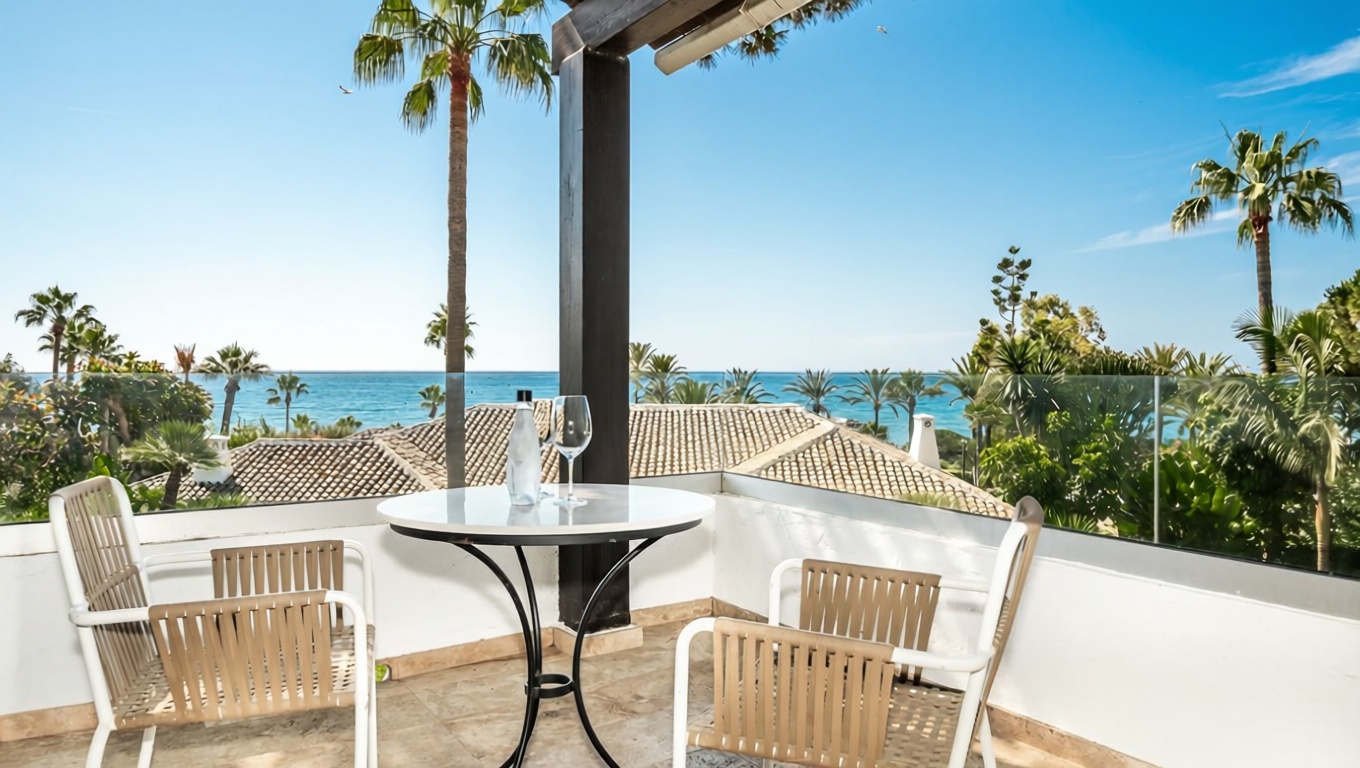 Penthouse in erste Meereslinie in Marbella