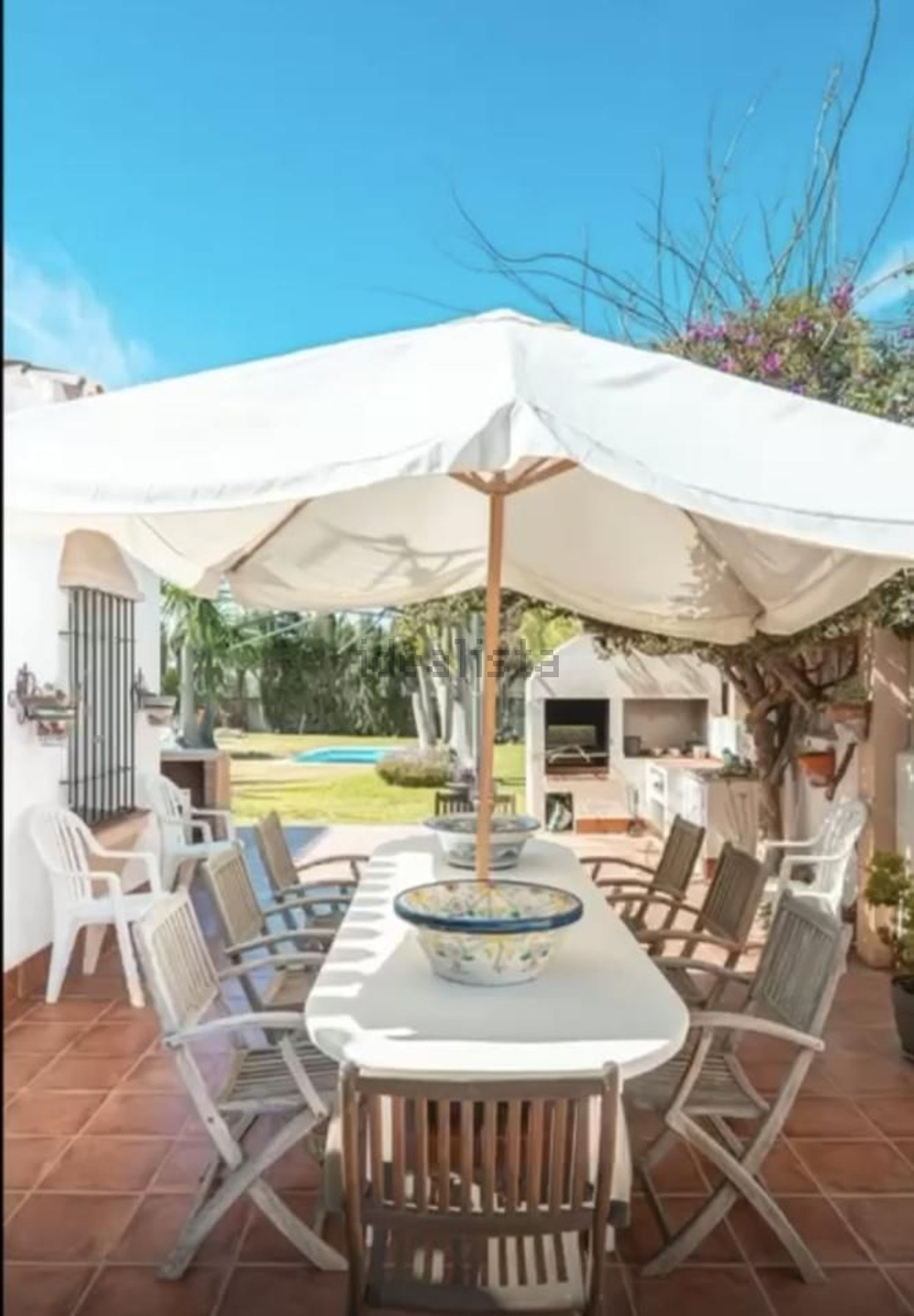 Шале с прямой выход на пляж в Marbella — Терраса