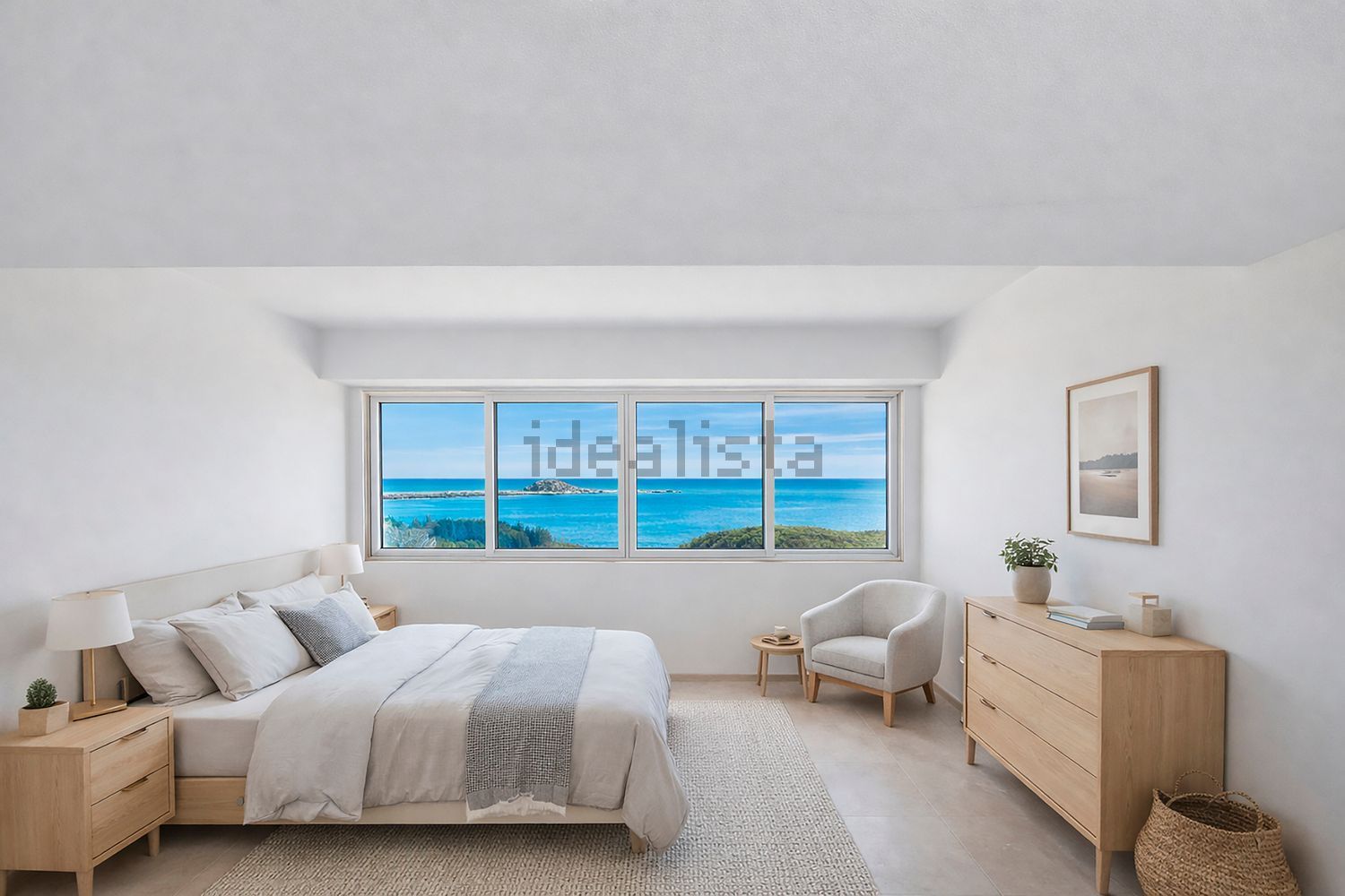 Seafront attic in Marbella — Bedroom