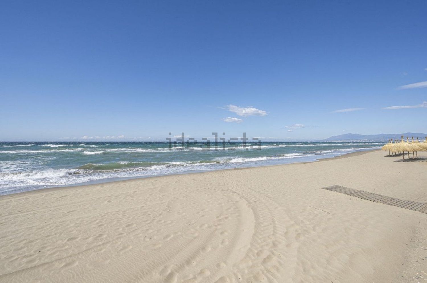 Chalet avec accès direct à la plage à Marbella — Vue mer