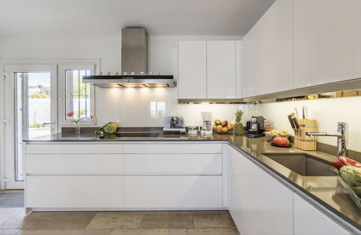 Chalet com acesso direto à praia em Marbella — Cozinha