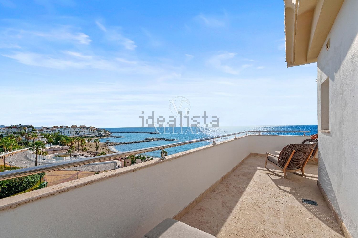 Beachfront flat in Marbella